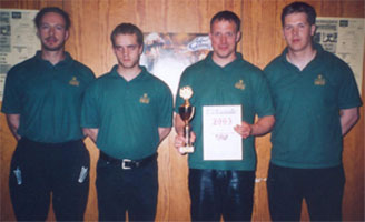 dm2003_team_02.jpg